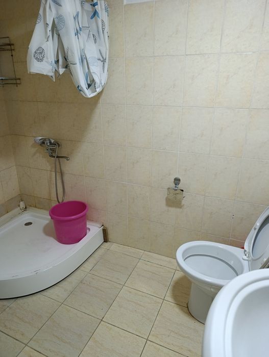 Срочно сдам 1 ком общий двор Дружба ул.Кирки только семейным