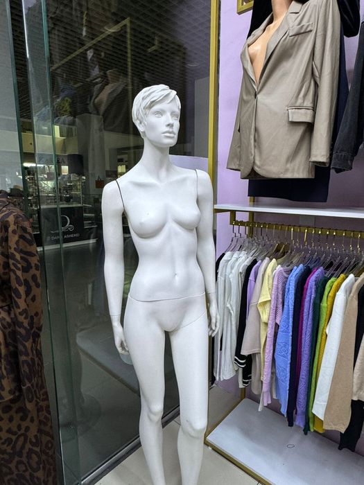 Продается обородувание для магазина одежды