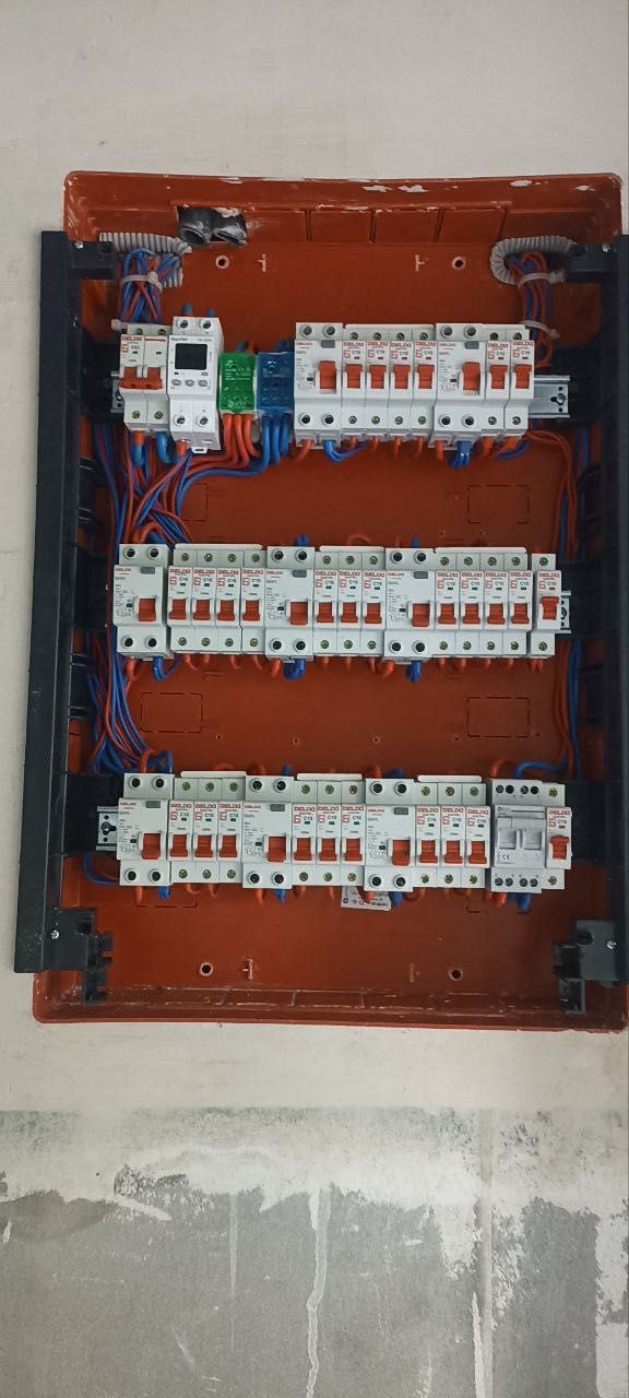 Elektrik Услуги электрика