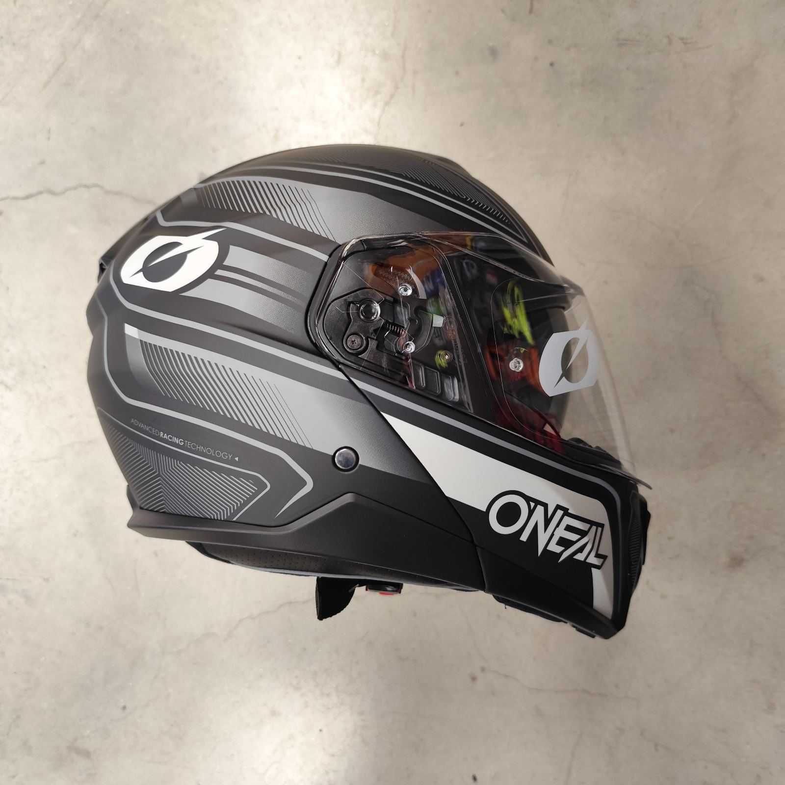 Отваряема каска M-SRS STRING V.22 black/grey - Код : 34273