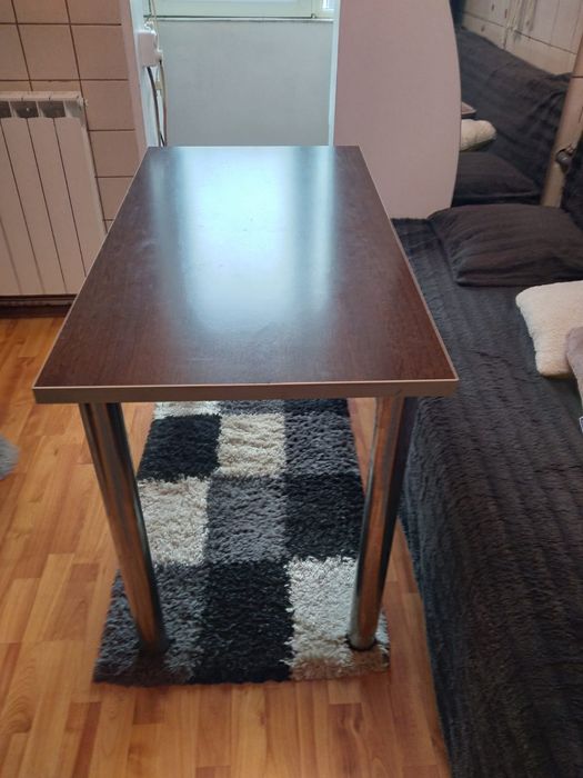 Vând masă cafea și masă pentru bucătărie
