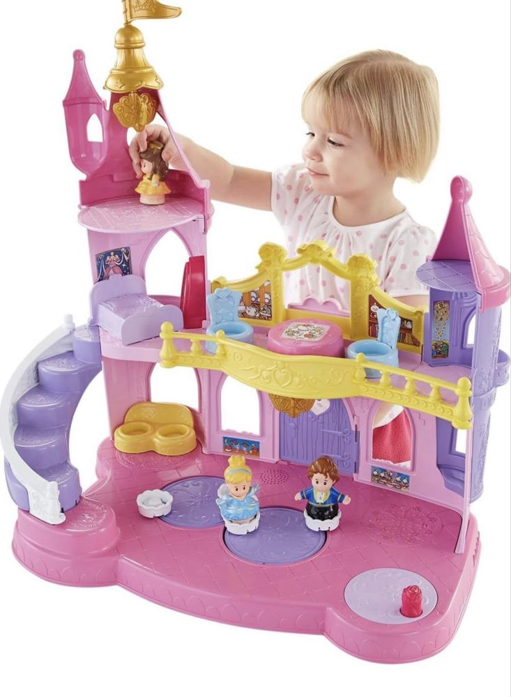 Замък с принцеси little people
