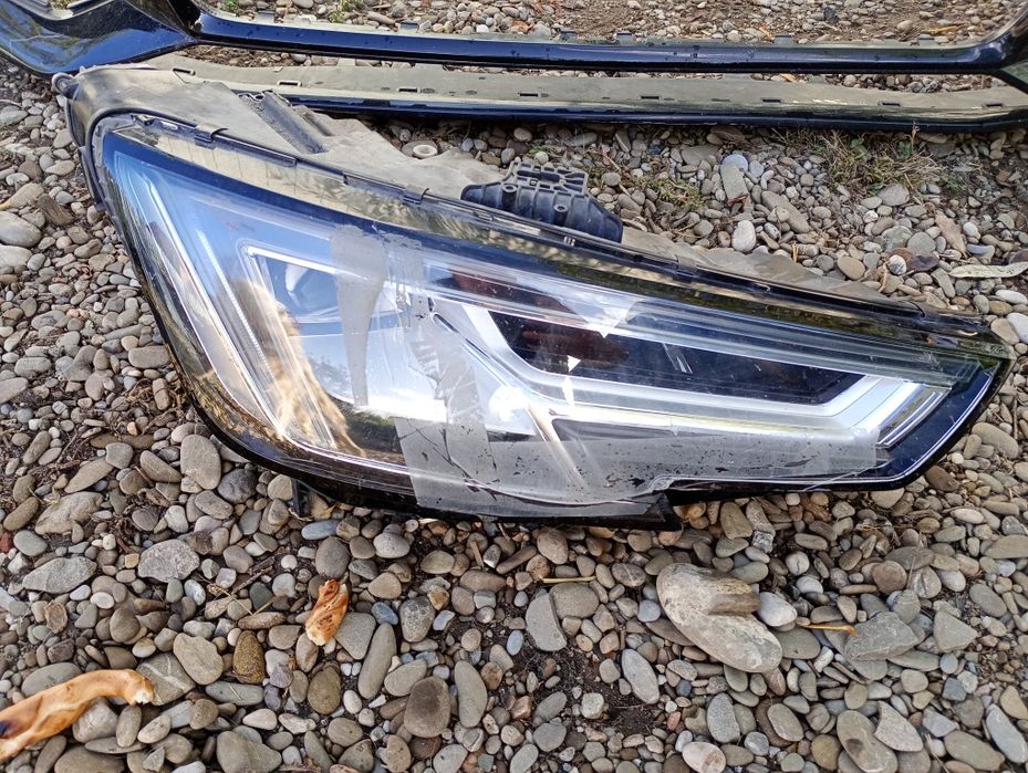 Bara fata far faruri full led matrix Audi A4 B9 S-line