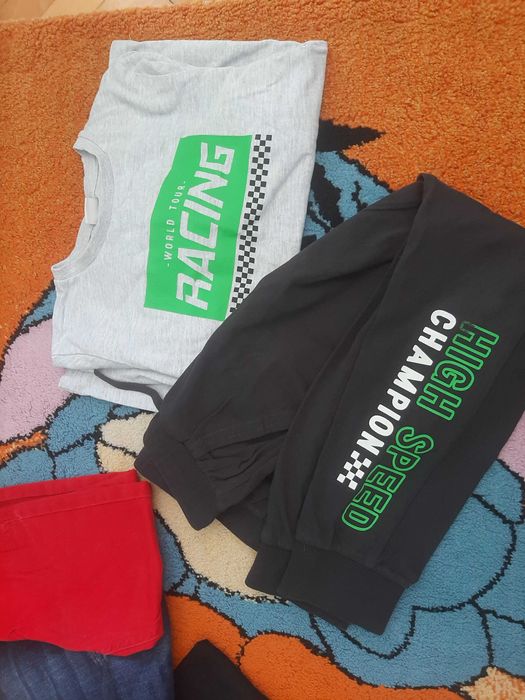 Дрехи за момченца до 8г