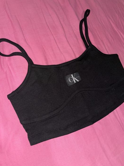 Кроп Топ Calvin Klein ново