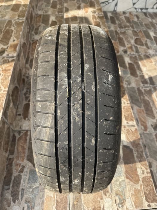Anvelope vara aproape noi Bridgestone 18’