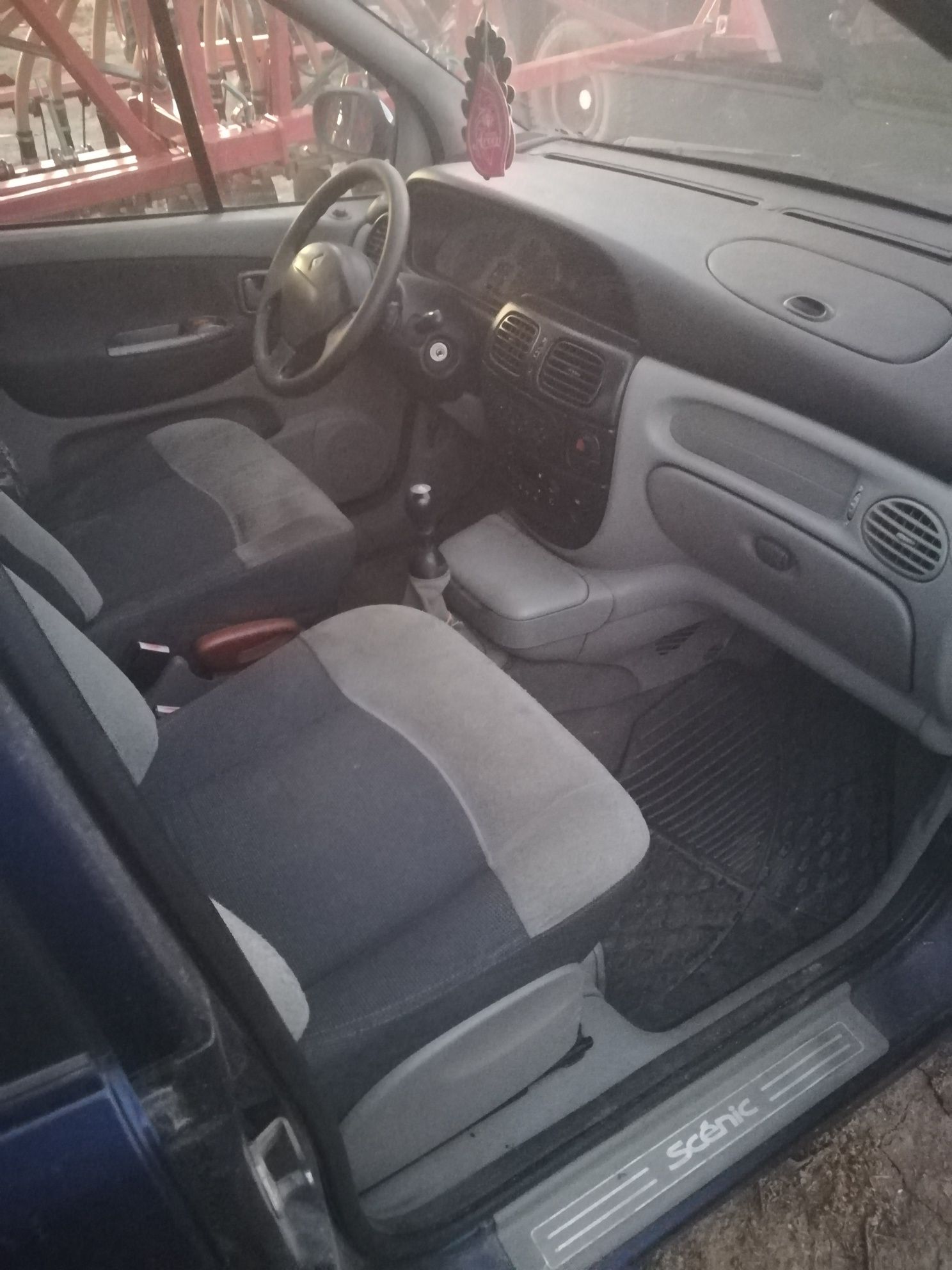 Renault Scenic 1 на части 1.9 dci