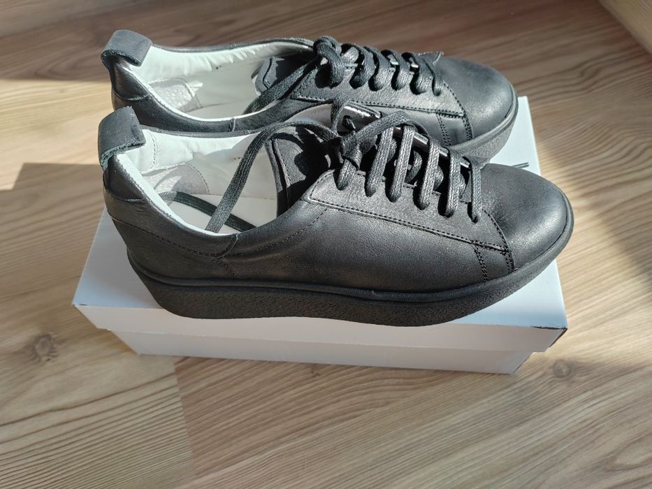 Pantofi piele interior exterior noi