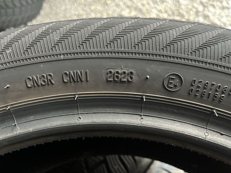 4бр 215/55/17 на 6мм с 23дот