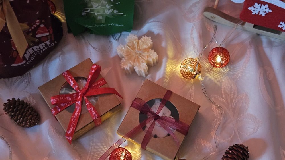 Коледни подаръци - ароматни свещи