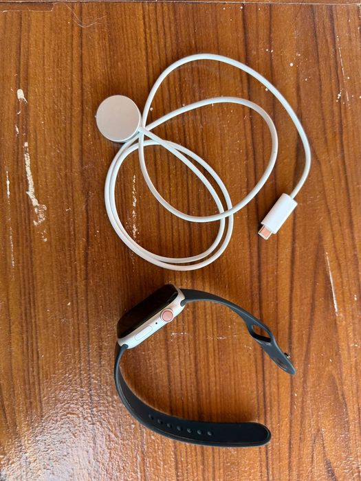 Apple watch series 8 45mm