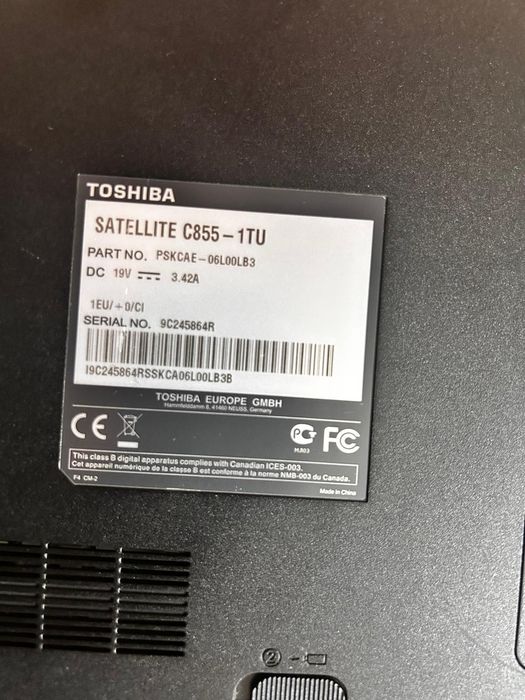 Toshiba Satellite c855 - 1tu
