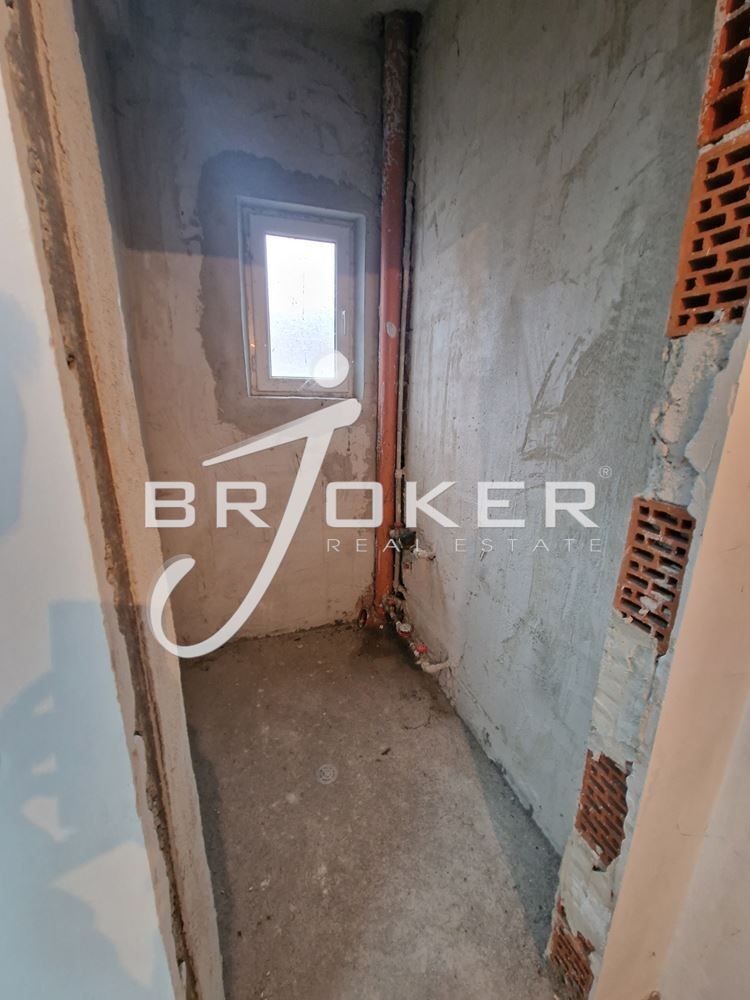 Продава се Магазин в Хасково, Хисаря - 161 кв.м за 380 €/кв.м - Снимка #11