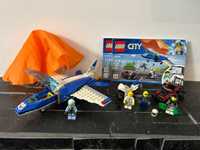 Lego City Sky Police Parachute Arrest, 60208 - 196 piese