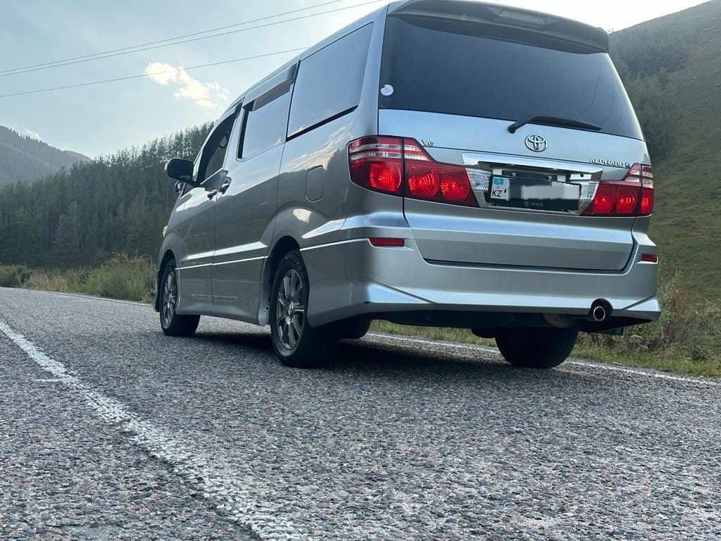 Toyota Alphard сатилады