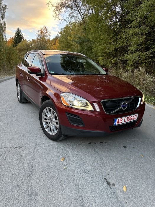 Volvo ~XC60~2.4 Diesel~232CP