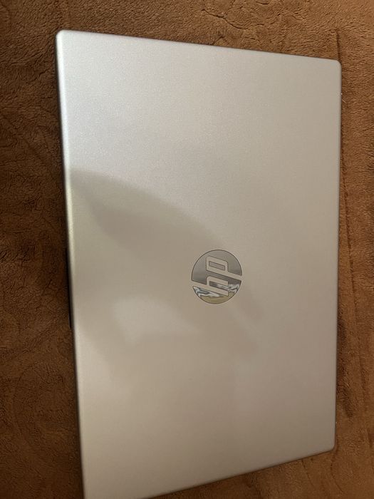 Vand laptop Hp model 2024
