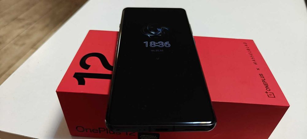 OnePlus 12 256Gb-12Ram-КатоНов
