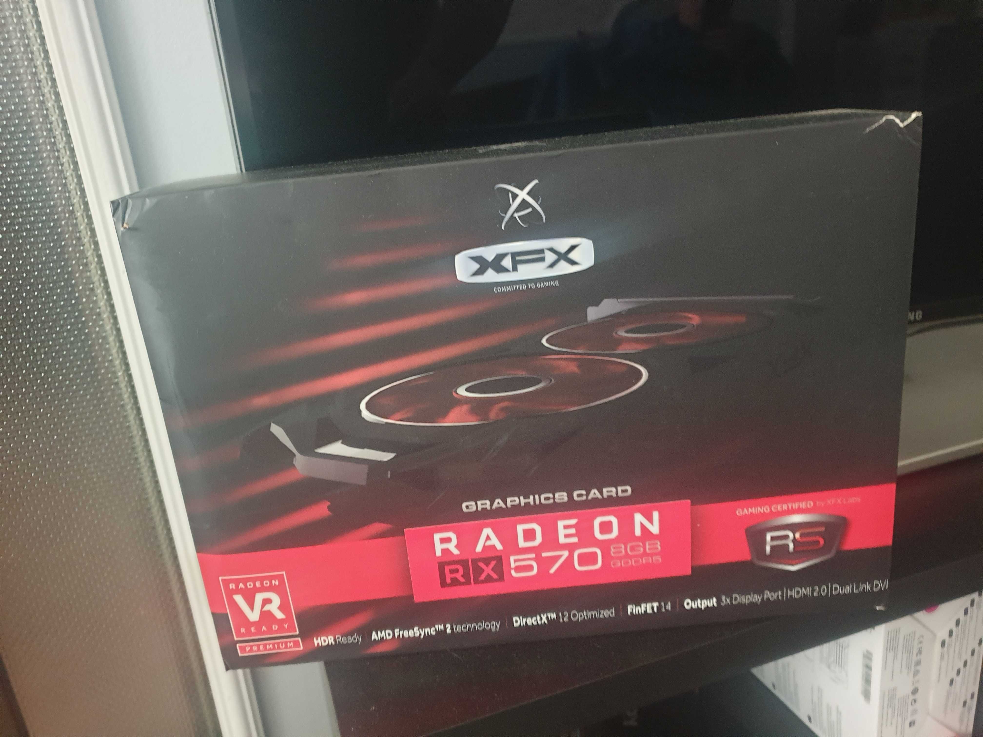 Placa video	Radeon RX 570 Series