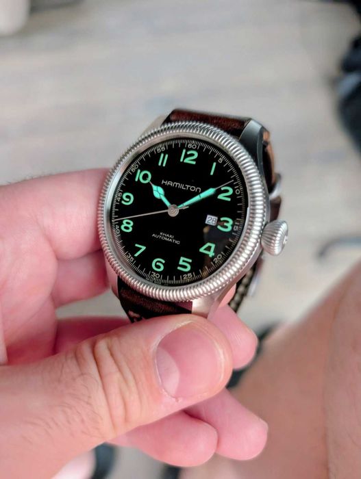 Продава се Hamilton Khaki Field Pioneer Auto