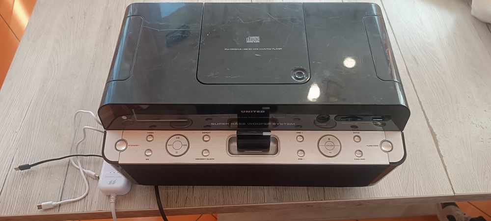 Radio cu Dock si usb
