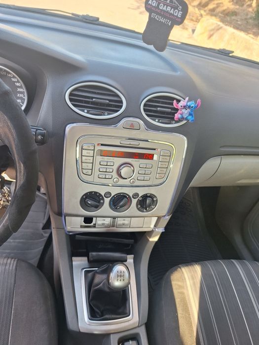 Vând Ford focus MK2