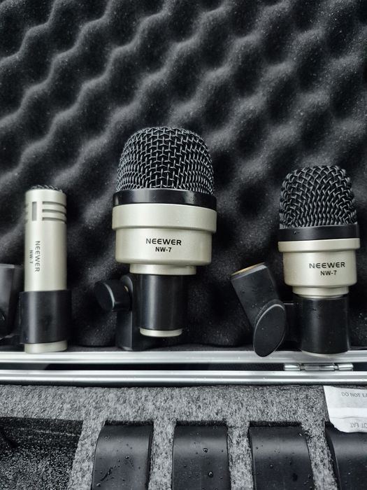Set microphone pentru tobe acustice noi nouțe.
