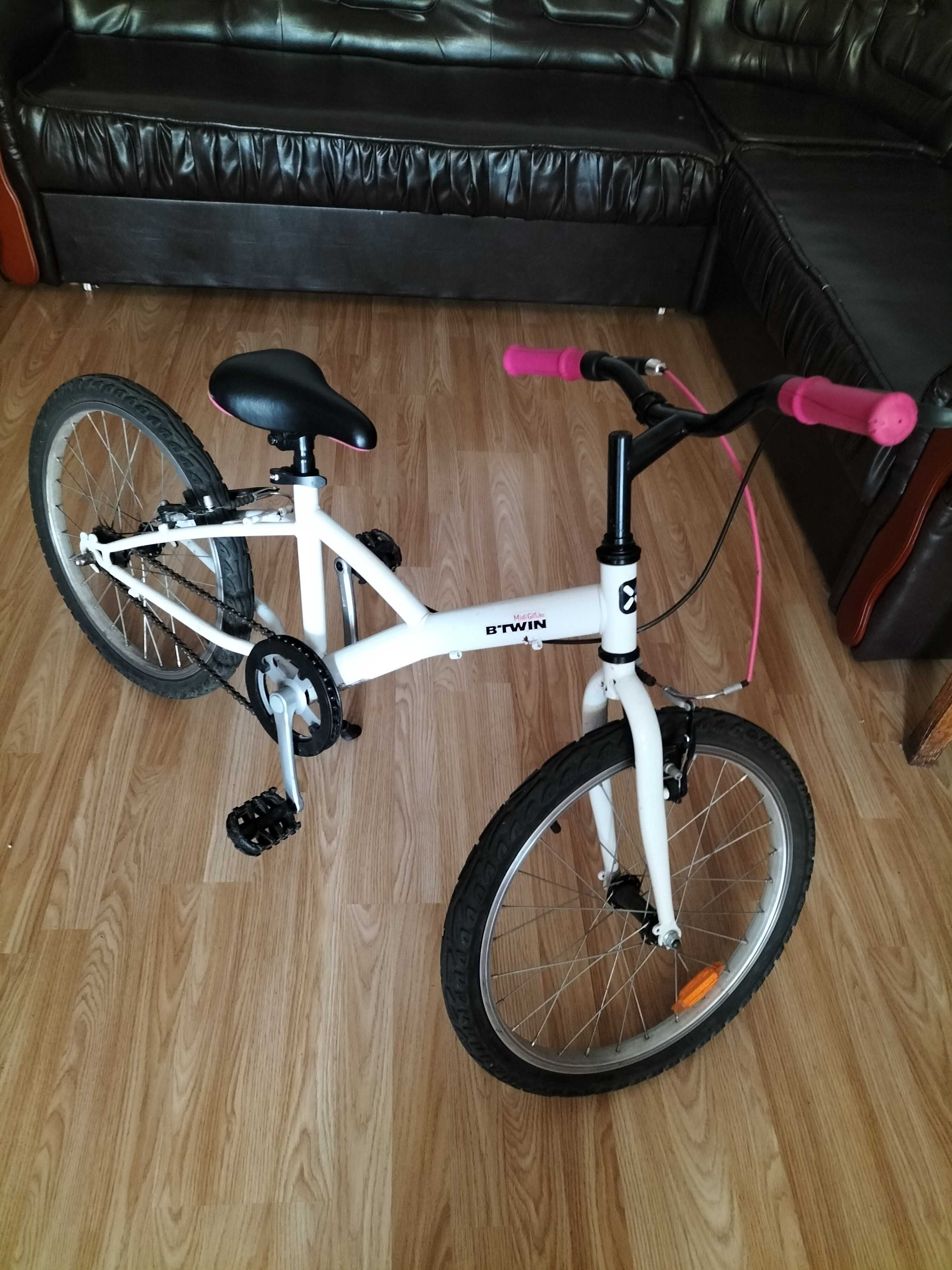 Vând bicicleta copil