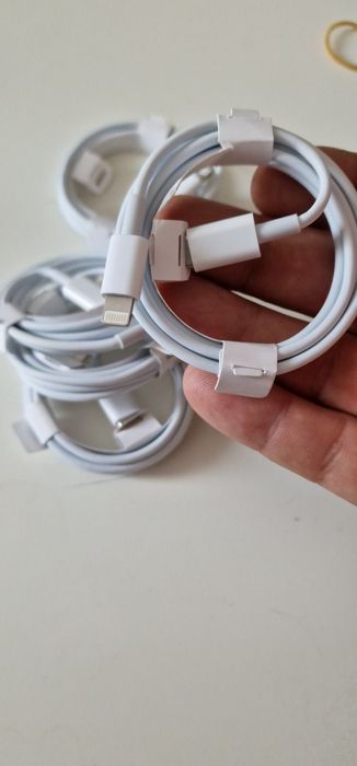 Cablu original iphone  (mufa tip C )