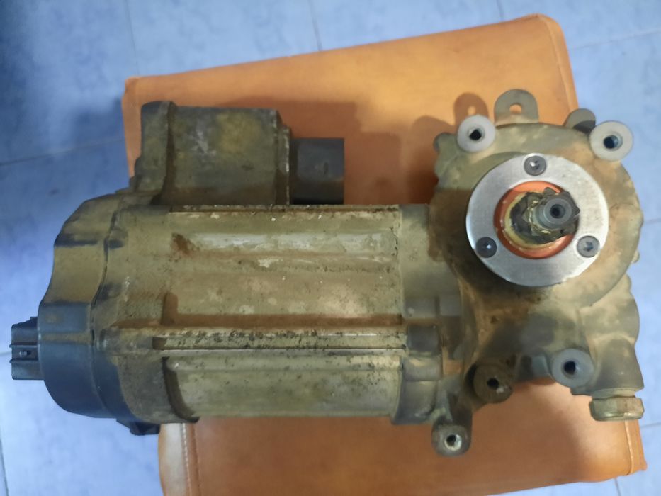 Vand  pompa electrica vw passat b6 golf 5
