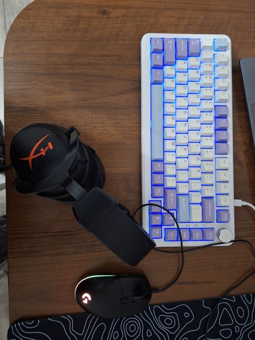 Продам мышку,клавиатуру,наушники