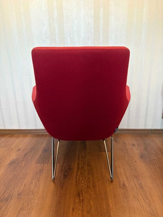 Дизайнерско кресло Swedese Happy Chair