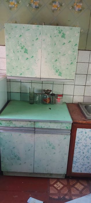 Кухня малая с мойкой