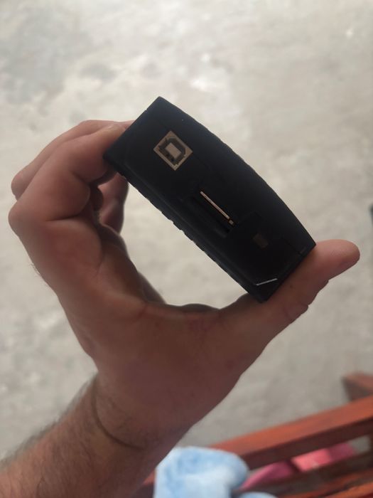 Vând GPS camion plus aparat taxare automat