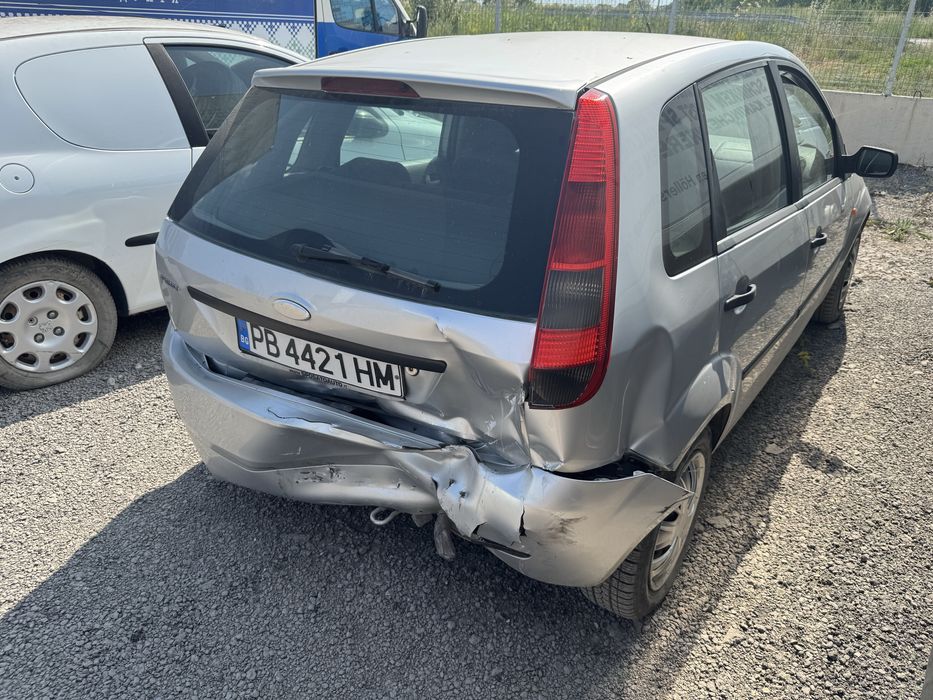 FORD FIESTA 1,4 бензин/газ+климатик за части