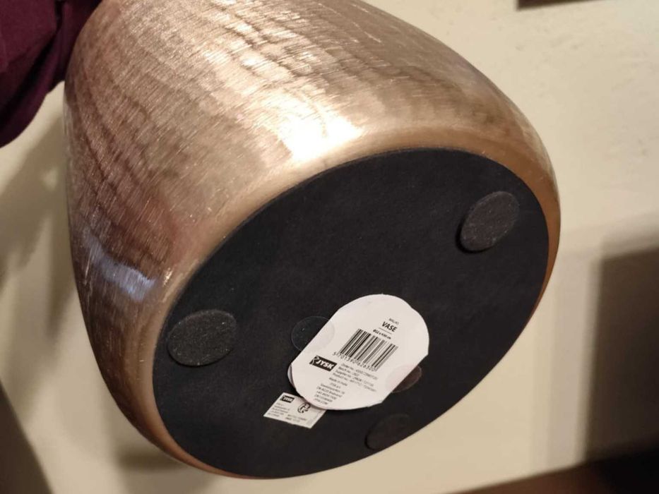 3 малки вазички (чешка, шотландска и китайска) и една голяма от Юск