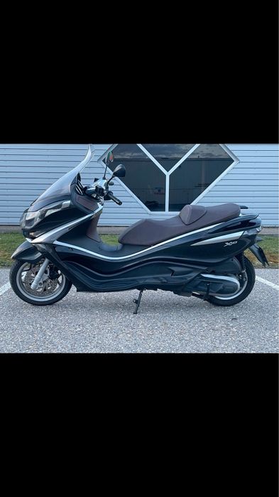 Vand maxi scuter piaggio x10 350ie executive