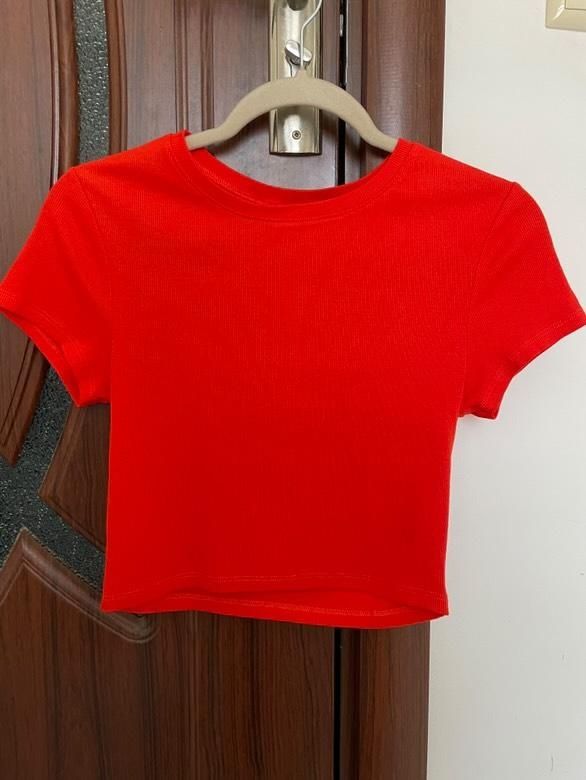 Оранжев цвят Crop top