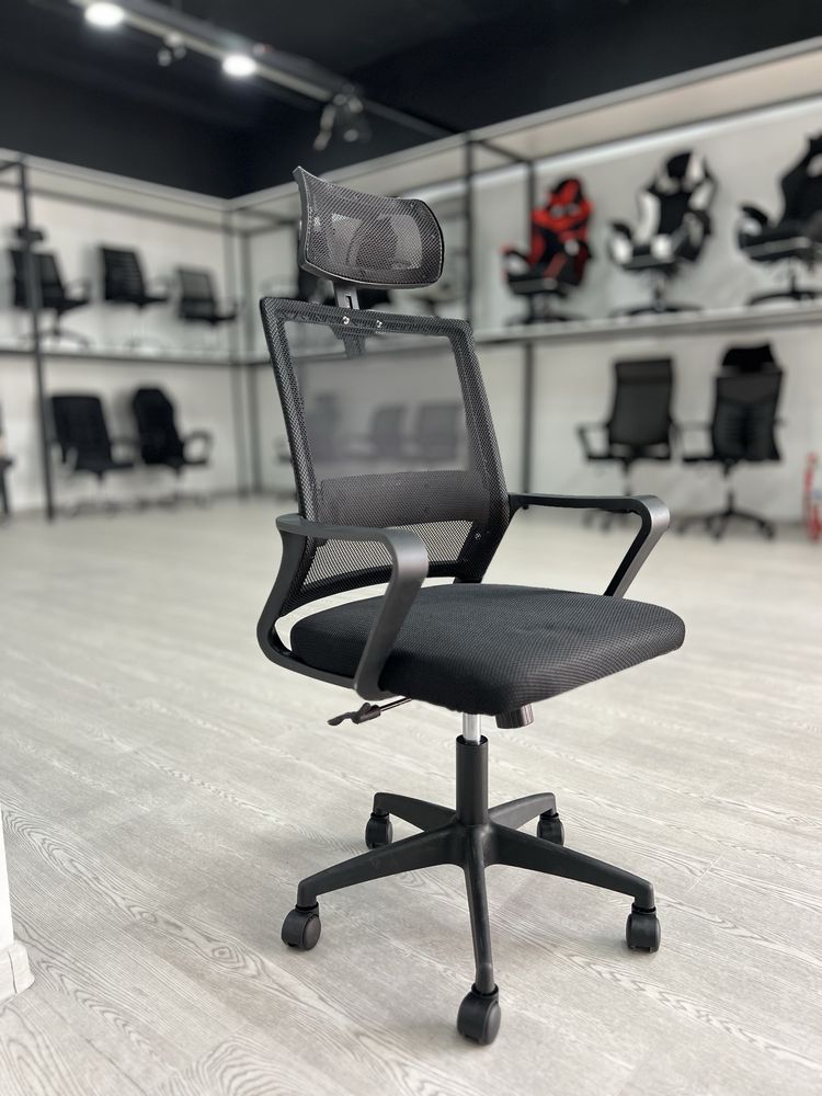 Kreslo (Ofisniy). (Gaming)