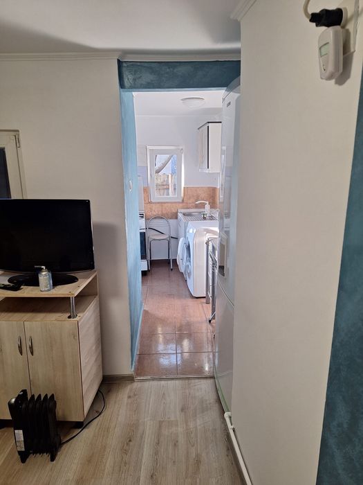 Inchiriez camera la curte stil garsoniera! Toate utilitatile incluse