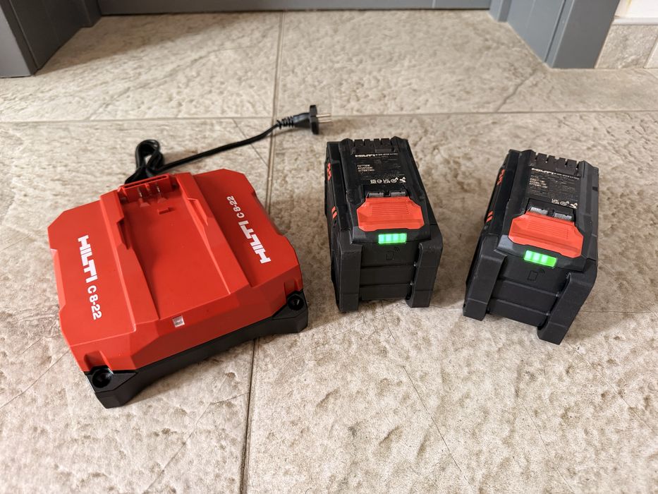 acumulator HILTI 12 Ah Nuron incarcator HILTI C8