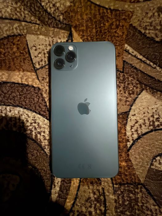 iPhone 11 Pro Max  , baterie 100% ! Prețul e negociabil!