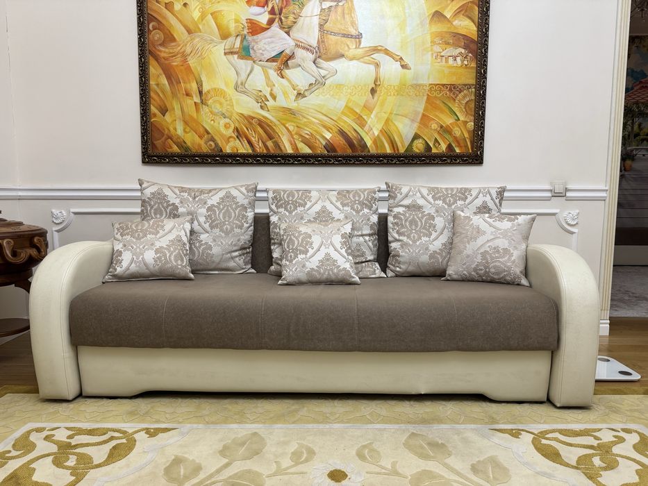 Продам комплект мягкой мебели