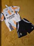Set echipament Real Madrid