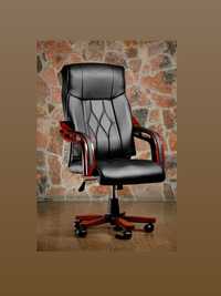 Офисное кресло Boss для руководителя