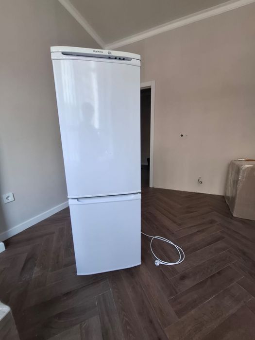 Холодильник Бирюса