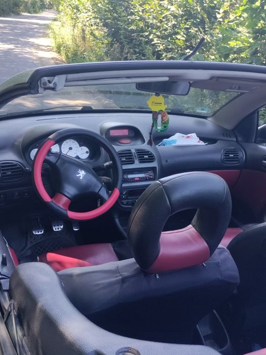 Vând Peugeot 206 cc