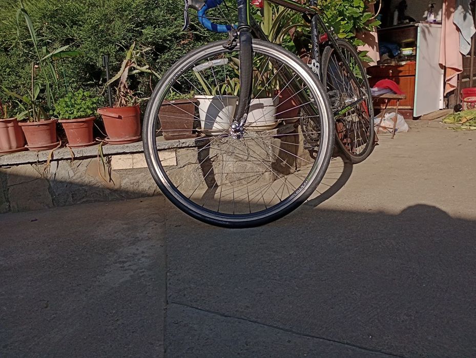 Bicicleta de strada Dawes giro 400