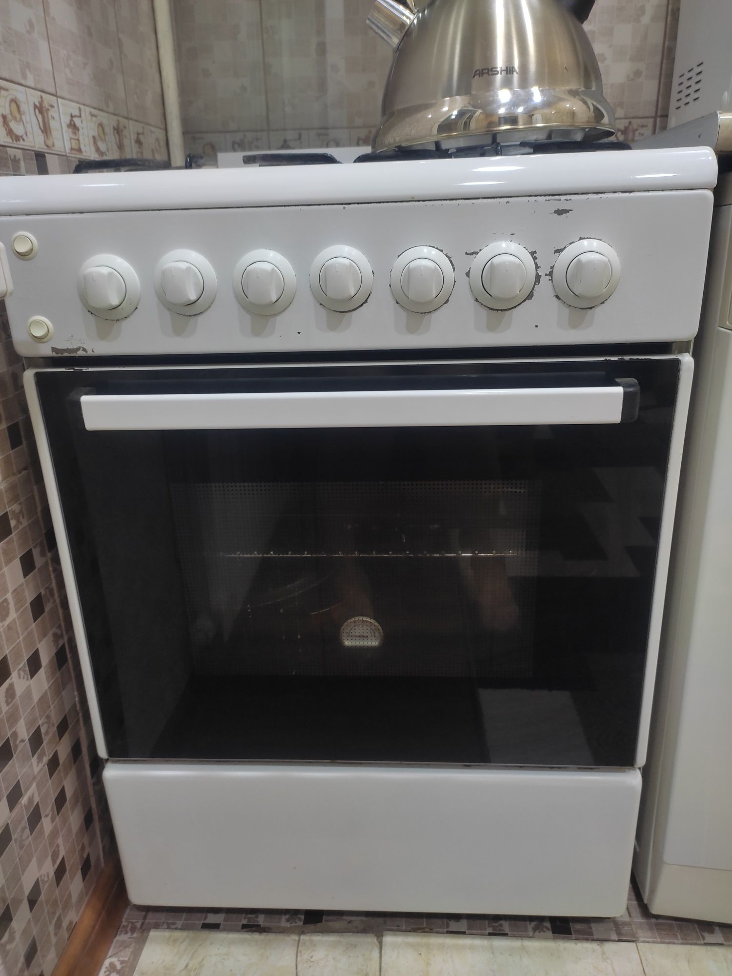 Газ плита б/у продаю