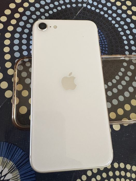 Iphone SE 2020 - 2 бр.